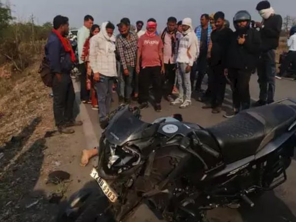 दुर्घटना: युवक की मौत, दूसरा घायल, जवान फरार