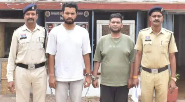 हाई-टेक ड्रग्स एंट्री: भिलाई से हाइड्रोपोनिक गांजा बरामद, दो गिरफ्तार