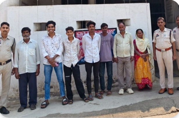 दबीस देकर किया गिरप्तार