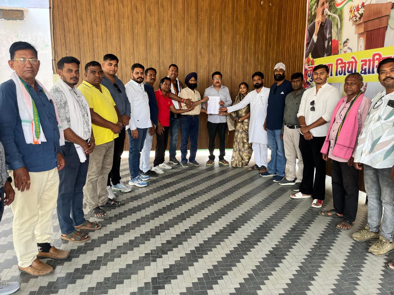 बागबाहरा शहर में कांग्रेस का संगठन सृजन अभियान सफल, 15 वार्ड और 18 बूथ समितियाँ गठित