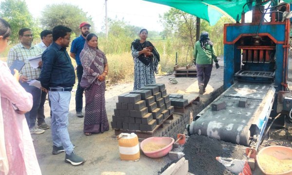 सीईओ हेमंत नंदनवार का निरीक्षण, आजीविका केंद्रों को सशक्त बनाने व योजनाओं में तेजी के निर्देश