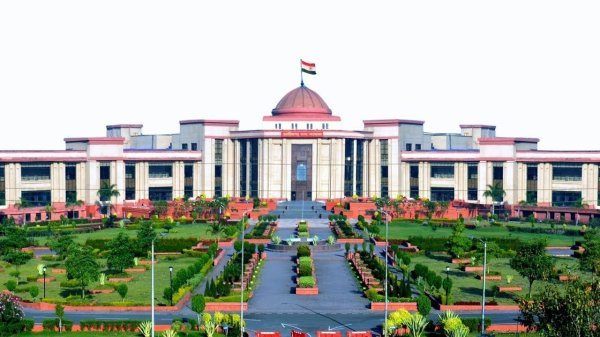 13 साल पुरानी नियुक्ति रद्द : हाईकोर्ट सख्त, पक्षपात के आरोप सही पाए, दोबारा चयन के निर्देश