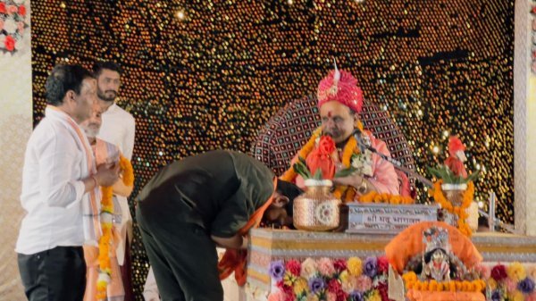 श्रीमद्भागवत कथा: ‘अनुराग’ के संदेश से गूंजा पूरा क्षेत्र, भक्तिमय हुआ वातावरण