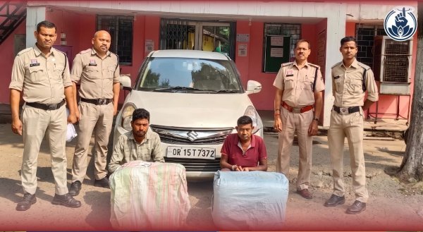 बड़ी कार्रवाई : ओडिशा से गांजा तस्करी करते दो आरोपी गिरफ्तार, 60 किलो गांजा सहित 20 लाख से अधिक की संपत्ति जब्त
