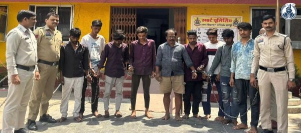 मिडनाइट कॉम्बिंग : 55 से अधिक अपराधियों पर कार्रवाई, ड्रोन निगरानी से सख्त पुलिस अभियान