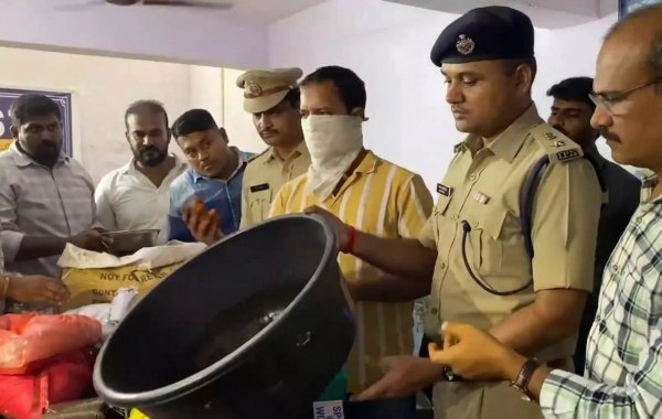 चायपत्ती गिरोह :  नकली ब्रांडेड पैकेट बनाकर बाजार में खपाने वाले दस आरोपी गिरफ्तार