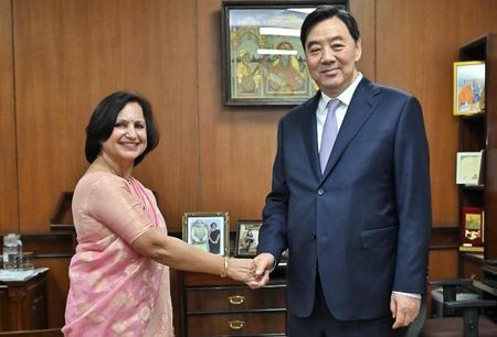 मीना का तेल खजाना :  कूटनीति का नया खेल, भारत-चीन करीब, ट्रंप के बयान से बढ़ी वैश्विक हलचल