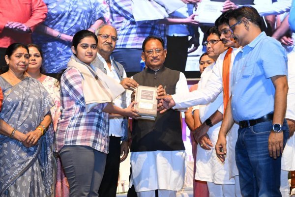 पंचायतों को सशक्त बनाकर विकसित भारत की नींव मजबूत कर रही सरकार – साय