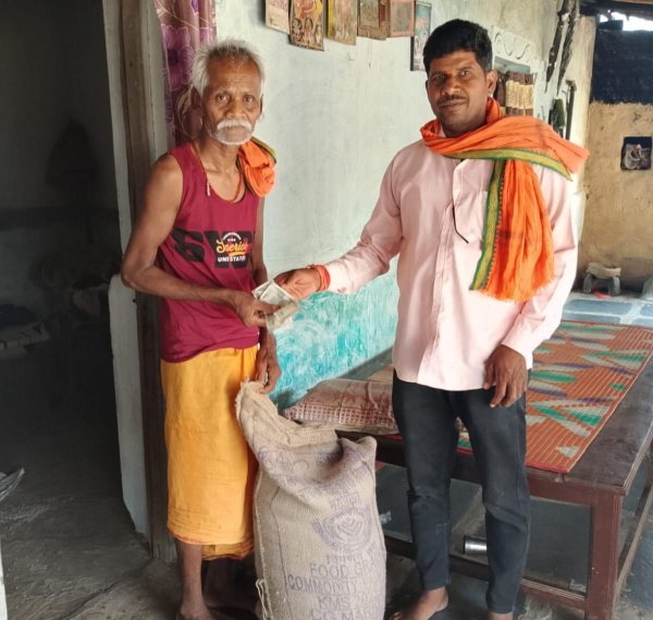 हरकत में आया प्रशासन : जरूरतमंद तक पहुँची राहत