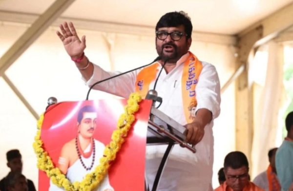 योगेश गौड़ा मर्डर केस : कांग्रेस विधायक विनय कुलकर्णी अयोग्य, उम्रकैद के बाद गई विधायकी