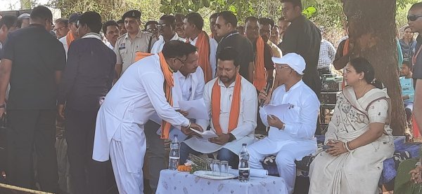 बड़ी सौगात : छुईखदान उपकोषालय यथावत रखने की घोषणा, वनांचल क्षेत्र में विकास कार्यों को मिली मंजूरी