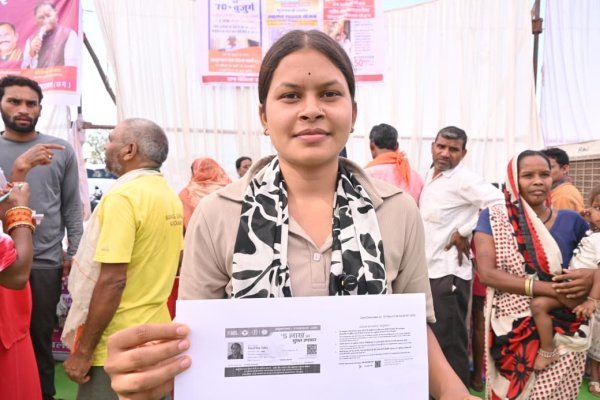 त्वरित समाधान : कौशिल्या साहू को हाथों-हाथ मिली स्वास्थ्य सुरक्षा की सौगात