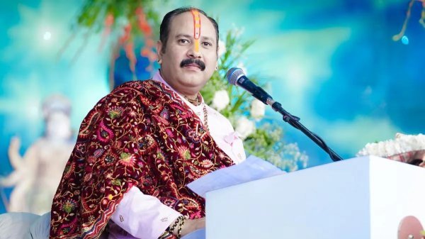 आस्था से खिलवाड़ : प्रदीप मिश्रा की शिवपुराण कथा के नाम पर 21 लाख की धोखाधड़ी