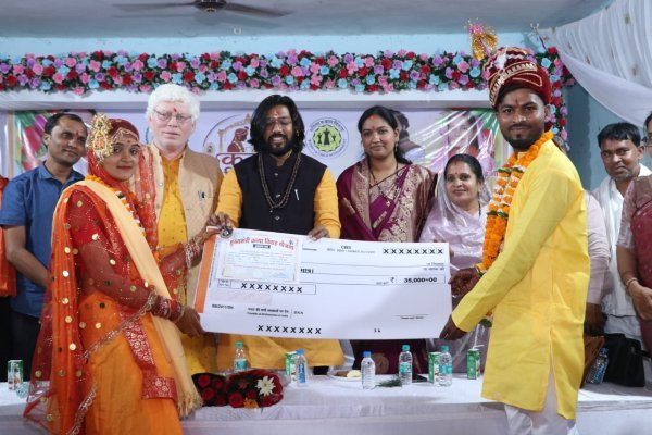 मुख्यमंत्री कन्या विवाह योजना के तहत आरंग में 16 जोड़ों का सामूहिक विवाह संपन्न