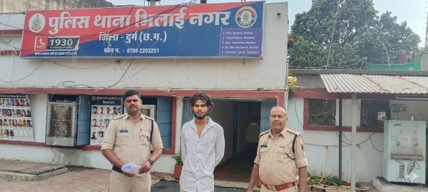 सेवा के नाम पर विश्वासघात : बीमार डॉक्टर के खाते से केयरटेकर ने उड़ाए लाखों रुपए