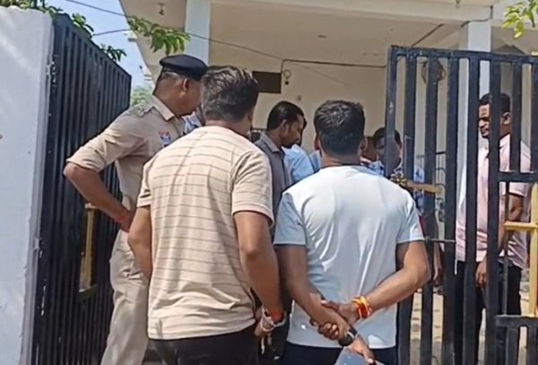 बिना अनुमति चंगाई सभा का आरोप,  हिंदू संगठनों का हंगामा