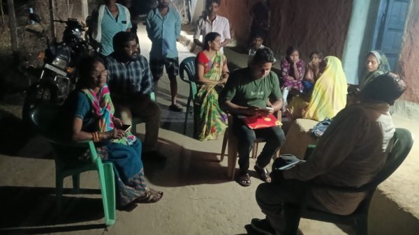 दर्दनाक घटना : तरबूज और चिकन खाने के बाद बिगड़ी बच्चों की तबीयत