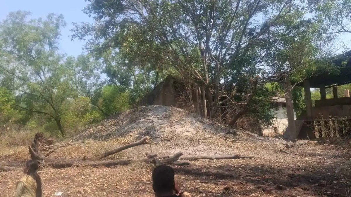 बंद पड़ी केमिकल फैक्ट्री