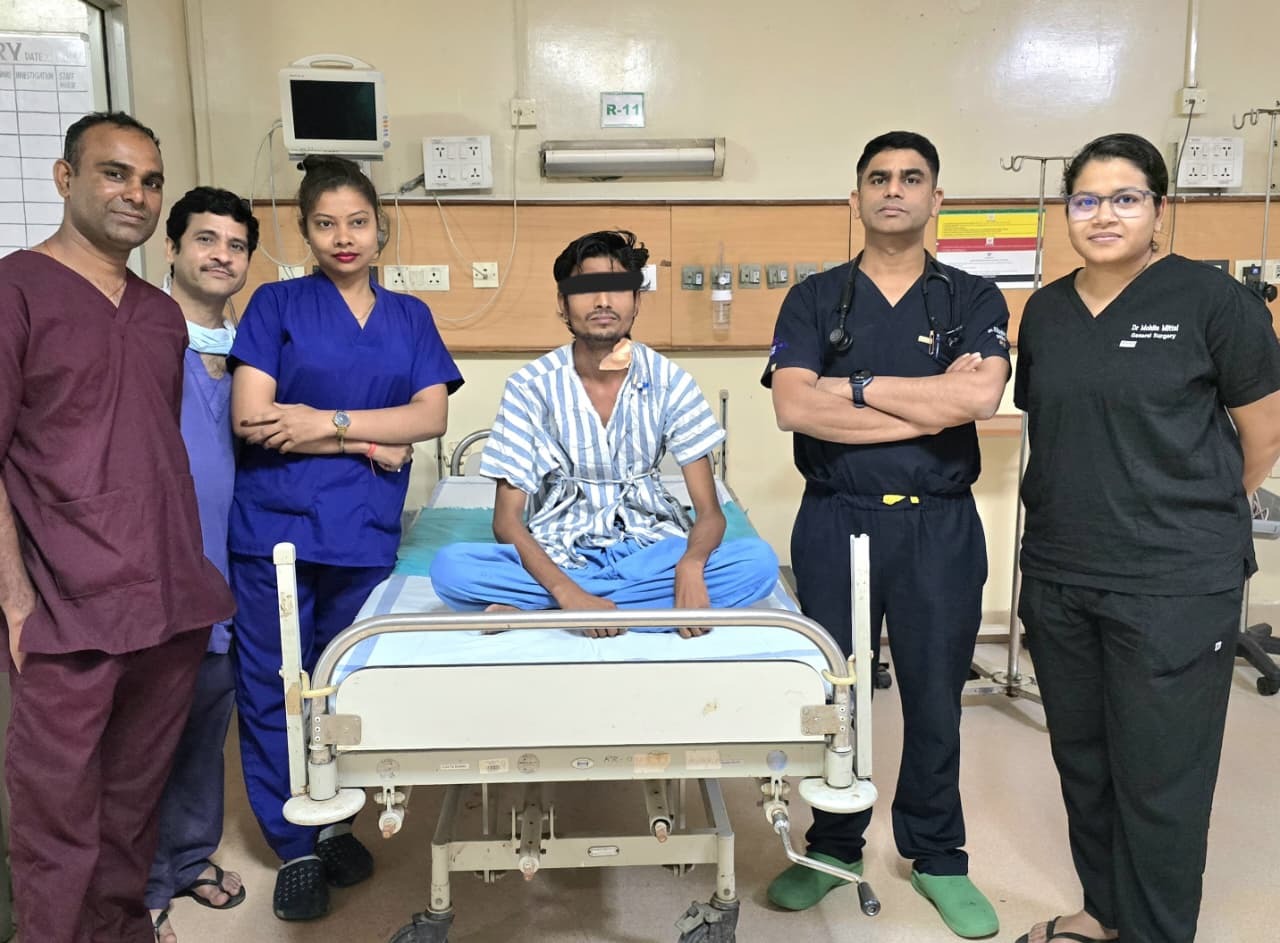 सफल ऑपरेशन के बाद मरीज पूर्णत स्वस्थ