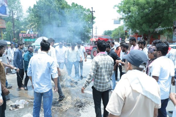 NEET पेपर लीक के विरोध में NSUI का उग्र प्रदर्शन, दोषियों पर कार्रवाई की मांग