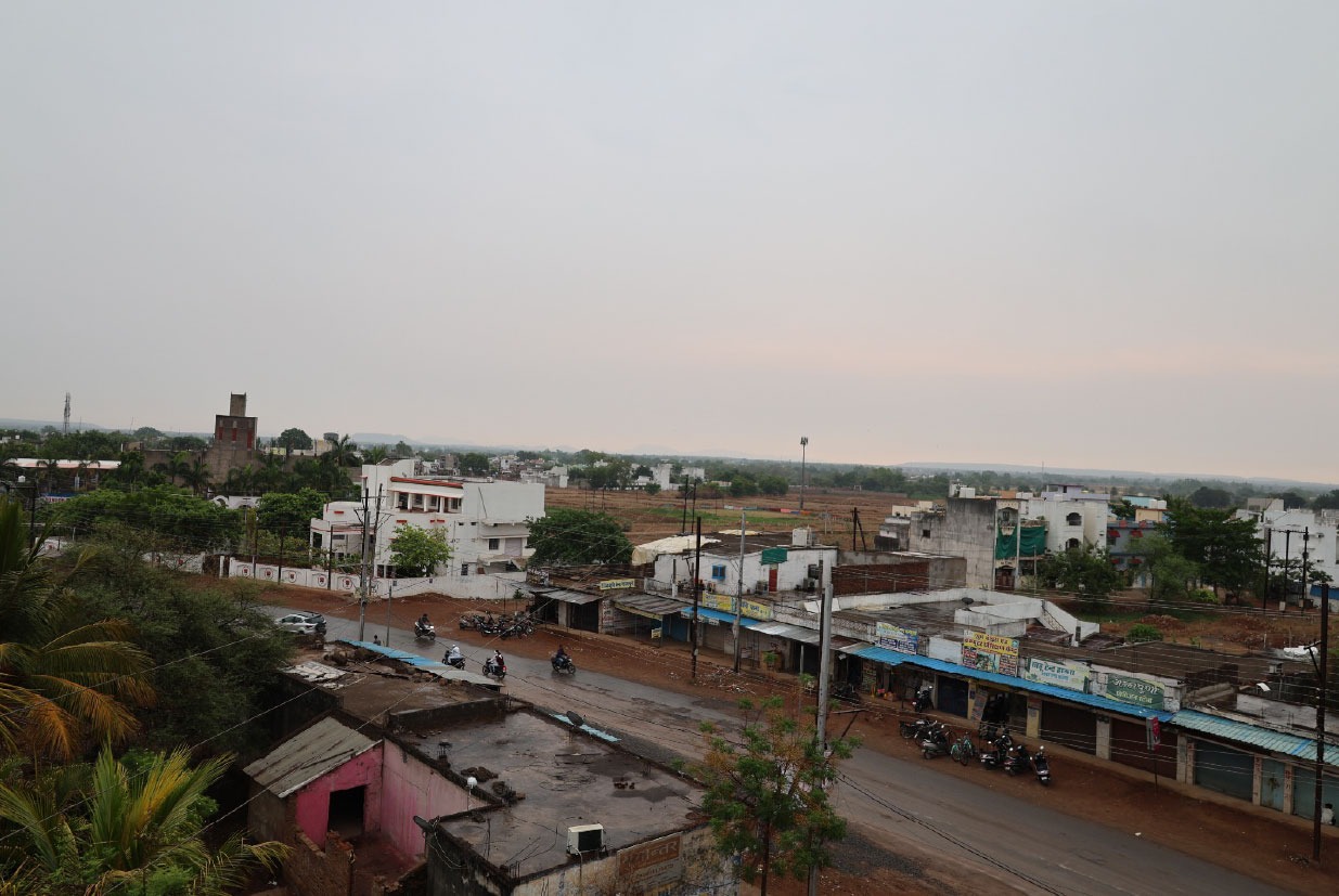 शहर में दिन भर बना रहा मौसम सुहाना