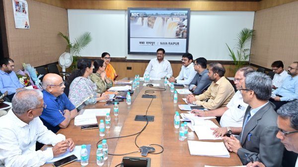 समीक्षा बैठक : खाद्य मंत्री ने दिए सख्त निर्देश, सभी योजनाएं तय समय में हों पूर्ण