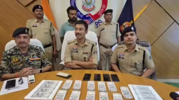 फर्जी नोट : 6.5 लाख के नकली नोटों के साथ नशेड़ी युवक गिरफ्तार, घर को ही बना रखा था टकसाल
