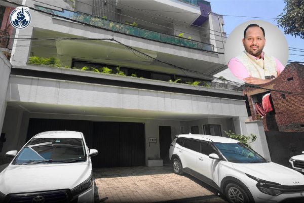 AAP की मुश्किलें बढ़ीं : 100 करोड़ के बैंक फ्रॉड मामले में दीपक सिंगला के ठिकानों पर ED का बड़ा एक्शन, दिल्ली-गोवा में ताबड़तोड़ छापेमारी