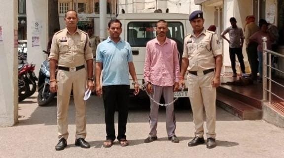 बड़ी कार्रवाई : 12वीं का हिंदी पेपर लीक करने वाले गिरोह का भंडाफोड़, PTI शिक्षक समेत 3 गिरफ्तार