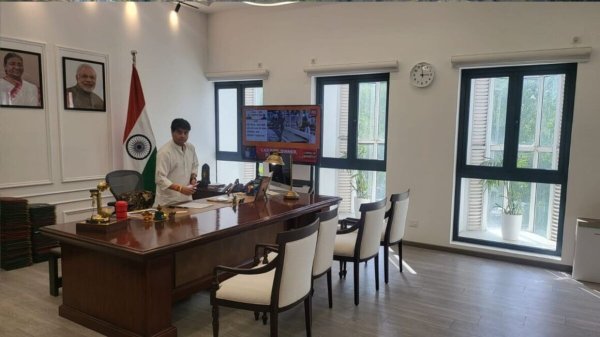 सीक्रेट रूम खत्म : अब आर-पार दिखेगा काम, ज्योतिरादित्य सिंधिया के कांच वाले दफ्तर ने बदला सरकार का वर्क कल्चर