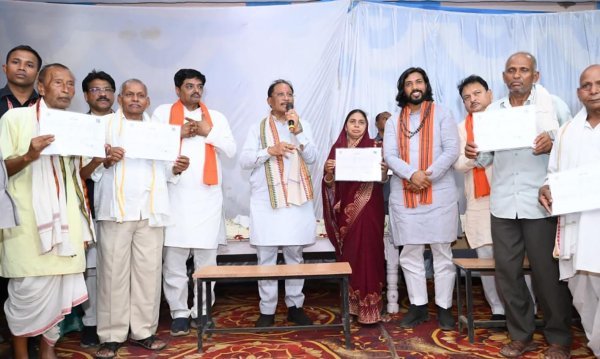 ग्रामीण अर्थव्यवस्था : मुख्यमंत्री साय ने कहा- हर ग्रामीण परिवार को मिलेगा सम्मान और सुरक्षा का अधिकार