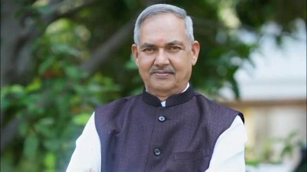 बड़ा झटका : छत्तीसगढ़ योग आयोग अध्यक्ष रूपनारायण सिन्हा का प्रशिक्षण शिविर में हार्ट अटैक से निधन