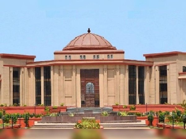 अतिक्रमण मामला : हाईकोर्ट ने अंतरिम रोक से किया इनकार, याचिका खारिज, अगली सुनवाई 13 जुलाई को