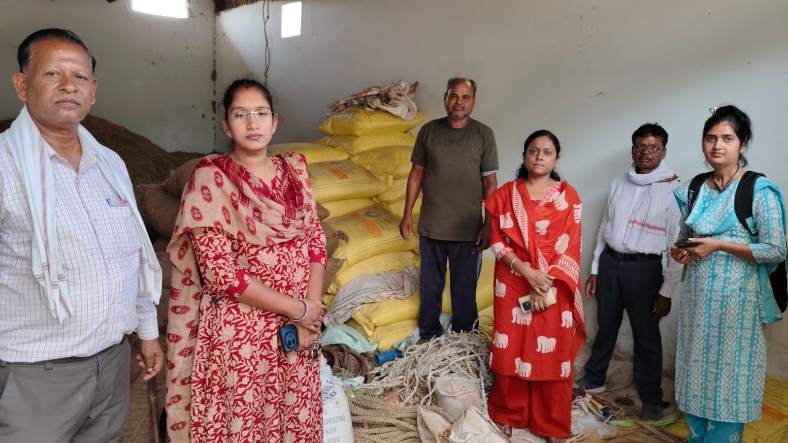 उर्वरक दुकानों का निरीक्षण