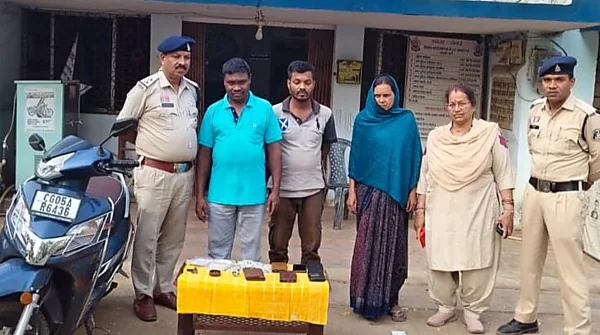 बड़ा धोखा : नौकरानी निकली चोर, लाखों के सोने के जेवर गायब