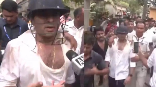 बंगाल में सियासी उबाल : डायमंड हार्बर के सांसद अभिषेक बनर्जी पर हिंसक हमला, फेंके अंडे और फाड़े कपड़े