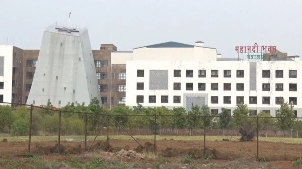 आदेश : छत्तीसगढ़ में आत्मानंद स्कूल संविदा भर्ती स्थगित, अब परीक्षा से होगा चयन