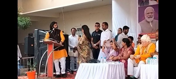 नगर पालिका  : मंत्री के आदेश के बावजूद नहीं शुरू हुआ मिनी माता स्मृति भवन काम, नगर पालिका में बढ़ी नाराजगी