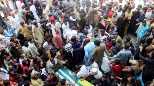 POK सुलग उठा : JAAC पर बैन के बाद रावलकोट में भीषण खूनी संघर्ष, 4 पुलिसकर्मियों समेत 27 की मौत