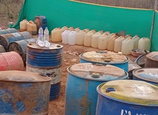 खुलासा : 35 लाख से अधिक का ईंधन, टैंकर और नकदी जब्त, 4 आरोपी गिरफ्तार