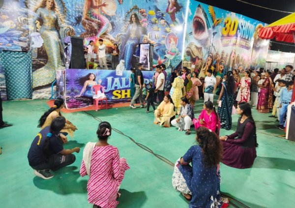 जागरूकता अभियान : नुक्कड़ नाटक से दिया ठगी से बचाव का संदेश