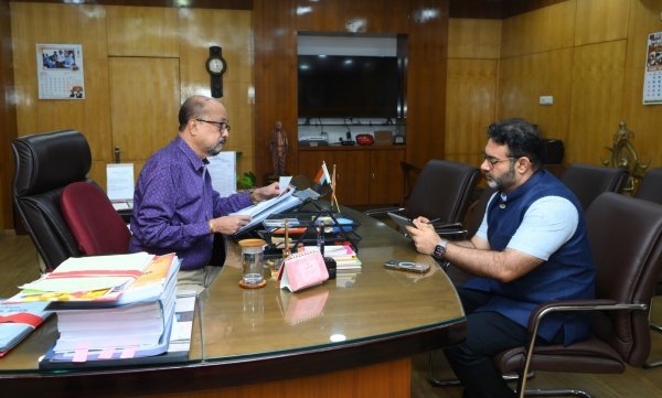 जनजाति : दूरस्थ और पहाड़ी क्षेत्रों में शिक्षा की पहुंच बढ़ाने पर विशेष ध्यान देने के निर्देश दिए