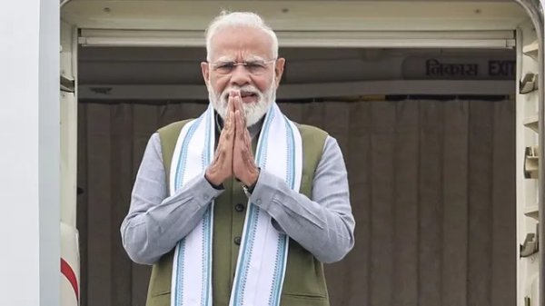 जी7 शिखर सम्मेलन : पीएम मोदी फ्रांस और स्लोवाकिया के दौरे पर रवाना