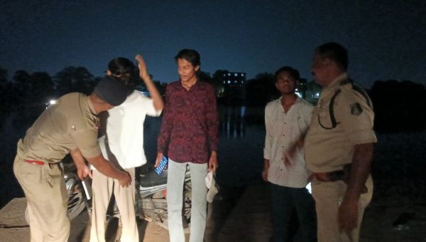 बड़ा एक्शन : सार्वजनिक स्थानों पर शराबखोरी और अड्डेबाजी के खिलाफ चला विशेष अभियान