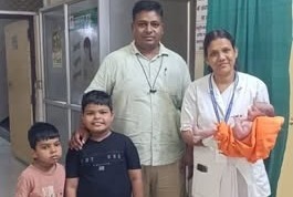 पीड़ा में महिला को तुरंत अस्पताल पहुंचाया
