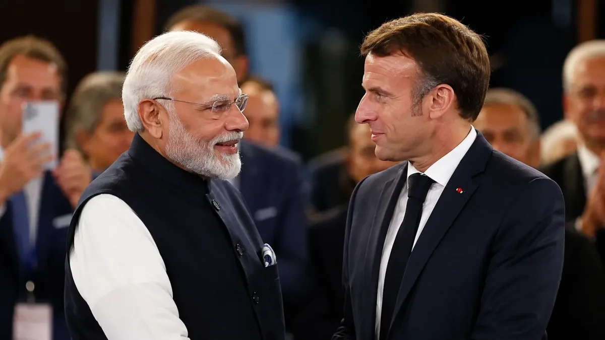 फ्रांस में गरजे पीएम मोदी