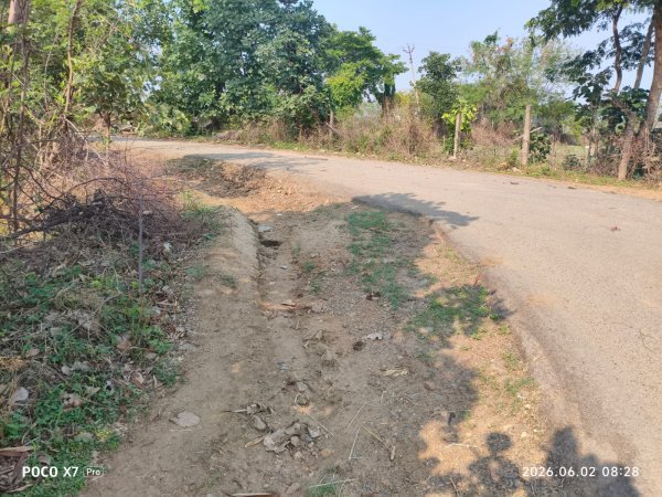गड्ढों में गुम हुआ विकास : 40 साल पुरानी सड़क की बदहाली पर फूटा जनाक्रोश, ग्रामीण बोले— अब सड़क नहीं तो आंदोलन तय