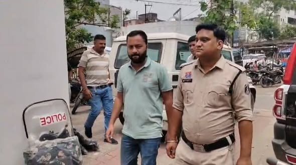 कार्रवाई : ऑपरेशन क्लीन हंट के तहत हवाला और सट्टा सिंडिकेट का मास्टरमाइंड आकाश पंसारी सक्ती से गिरफ्तार!