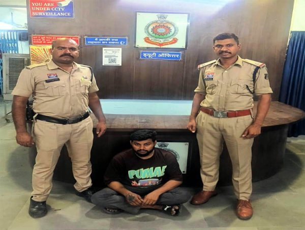 बड़ी कार्रवाई : ट्रेलर किराये पर लेकर 5.20 लाख में बेचने वाला शातिर ठग गिरफ्तार