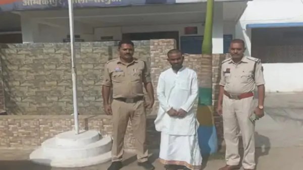 दरिंदगी : झाड़फूंक के बहाने युवती की अस्मिता से खिलवाड़, फर्जी बाबा गिरफ्तार